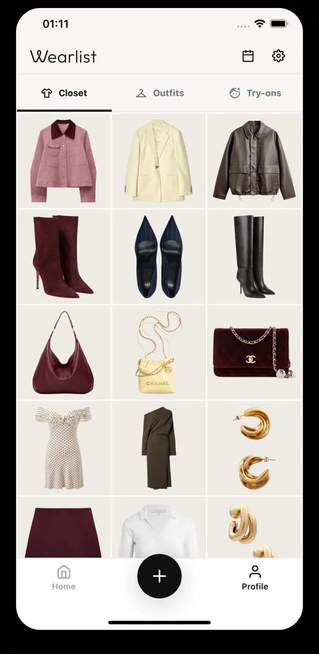 Wearlist closet screen showing a grid of jackets, boots, bags, dresses, and jewelry on clean backgrounds